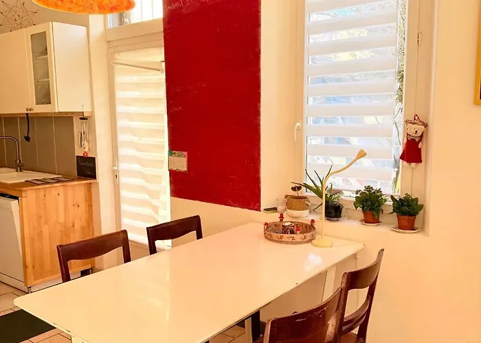 T1 - Saint Agne Apartman *